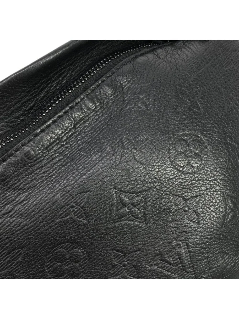 Louis Vuitton Monogram Shadow Discovery Bum